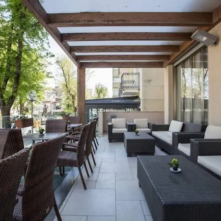 Boston Hotel 3*